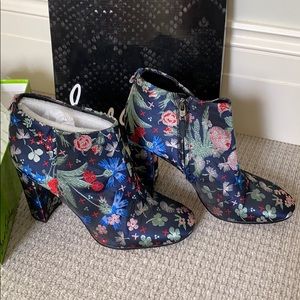 Sam Edelman booties brocade